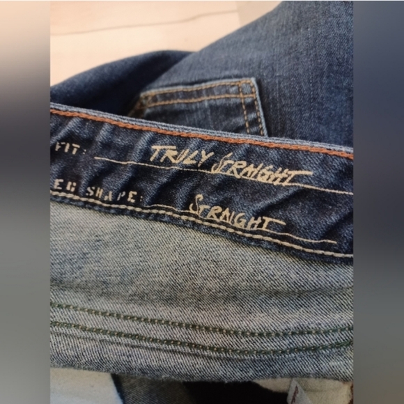 Eddie Bauer Specialy Dyed Straight Blue Jeans - Picture 11 of 12